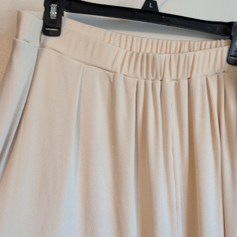 Cider Beige Ribbed Lounge Pants - Picture 3 of 4